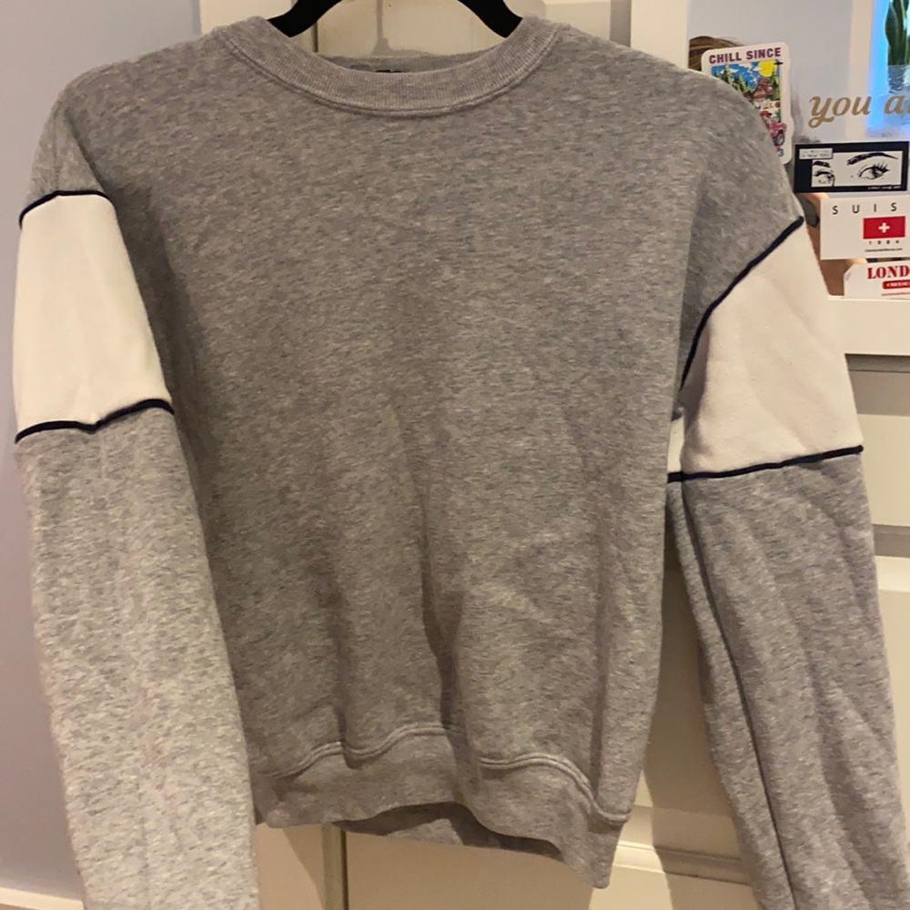 brandy cropped sweatshirt!